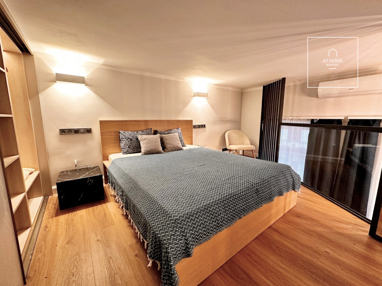 Renovated 2-Bedroom Apartment in District VI, Terézváros