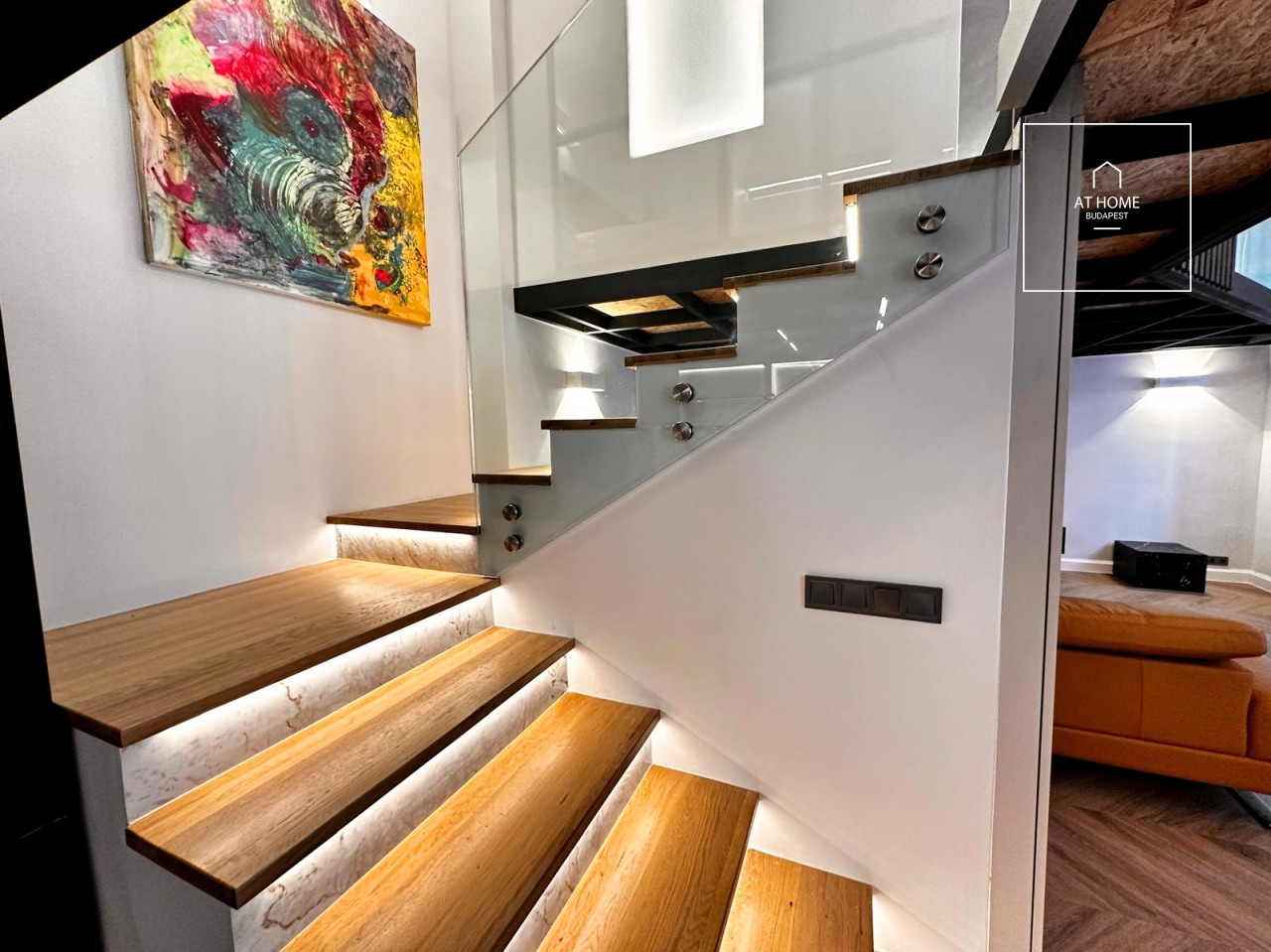 Renovated 2-Bedroom Apartment in District VI, Terézváros