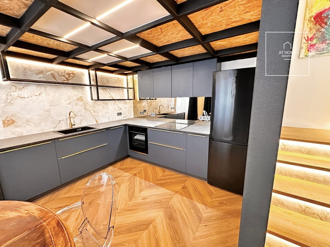 Renovated 2-Bedroom Apartment in District VI, Terézváros