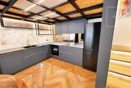Renovated 2-Bedroom Apartment in District VI, Terézváros