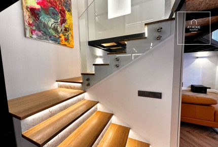 Renovated 2-Bedroom Apartment in District VI, Terézváros