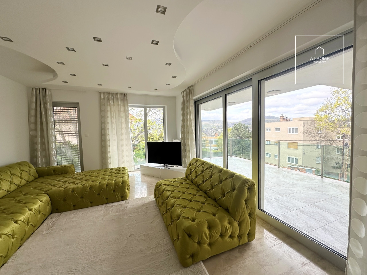 Sunny apartment for rent Budapest II. district, Rózsadomb