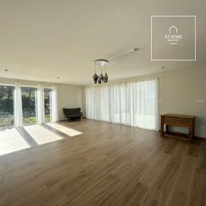 Minimalist-style 3-story family house in District III, Csúcshegy