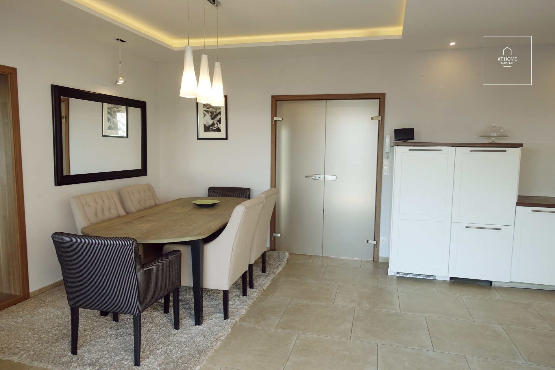 Lélegzetelállító lakás Budapest XII. kerület, Mártonhegy