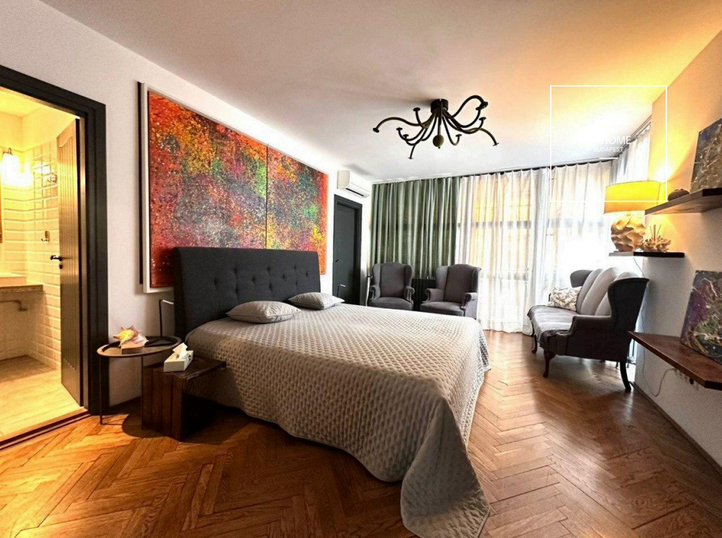 84m² 1-bedroom apartment in District I, Víziváros