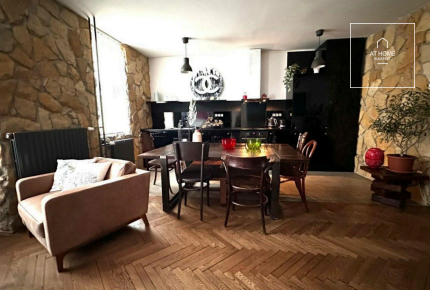 84m² 1-bedroom apartment in District I, Víziváros