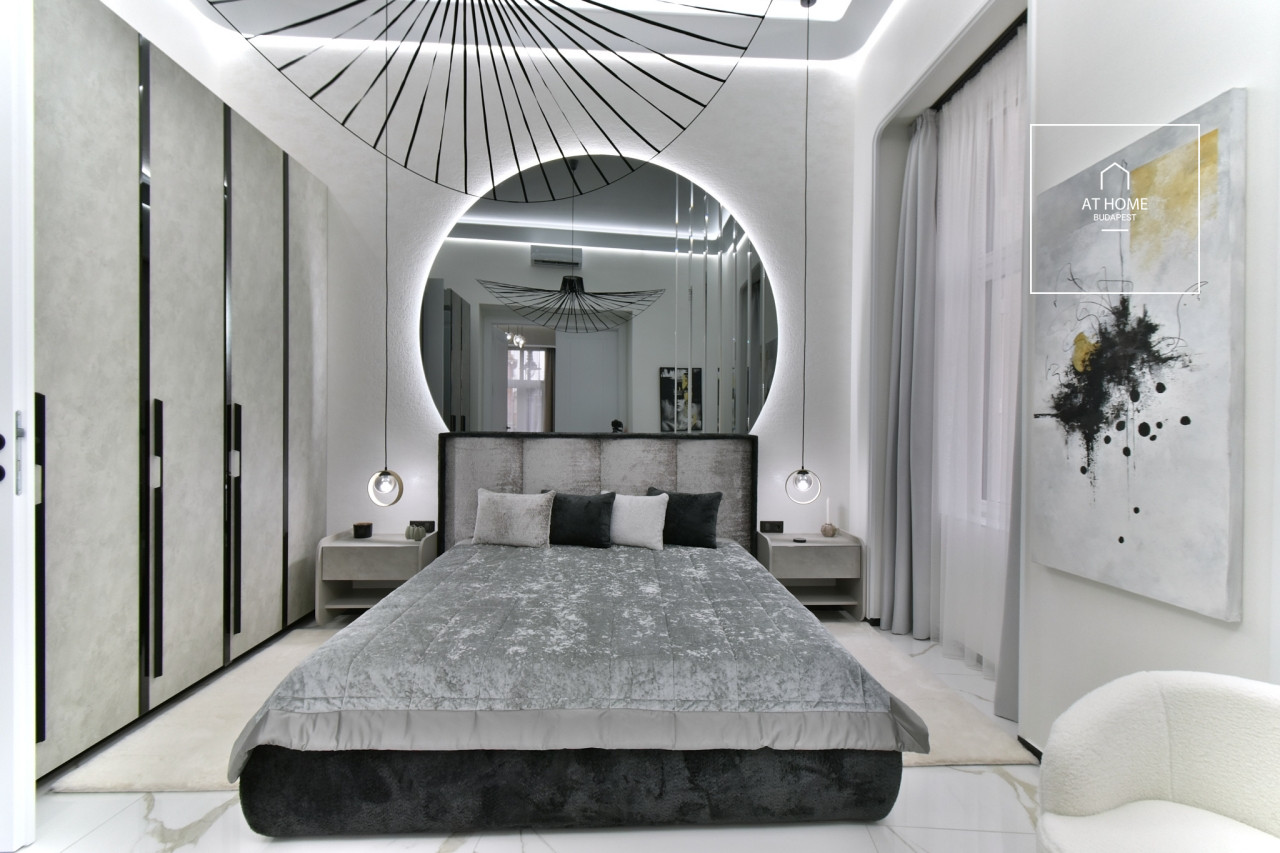 Renovated 3-Bedroom Apartment with Balcony in District V, Downtown