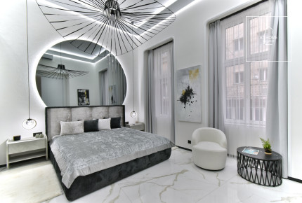Renovated 3-Bedroom Apartment with Balcony in District V, Downtown