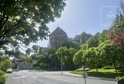 3-room property suitable for both apartment and office functions for sale in Budapest I. district, Vár