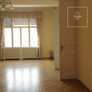 Renovated, bright apartment with a panoramic view in District V, Belváros-Lipótváros