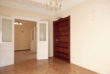 Renovated, bright apartment with a panoramic view in District V, Belváros-Lipótváros