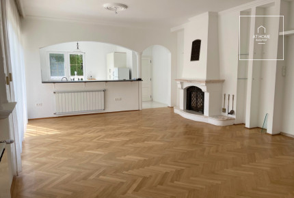 Gyönyörű Önálló családi ház kiadó Budapest II. kerület, Gugger-hegy