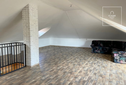Gyönyörű Önálló családi ház kiadó Budapest II. kerület, Gugger-hegy