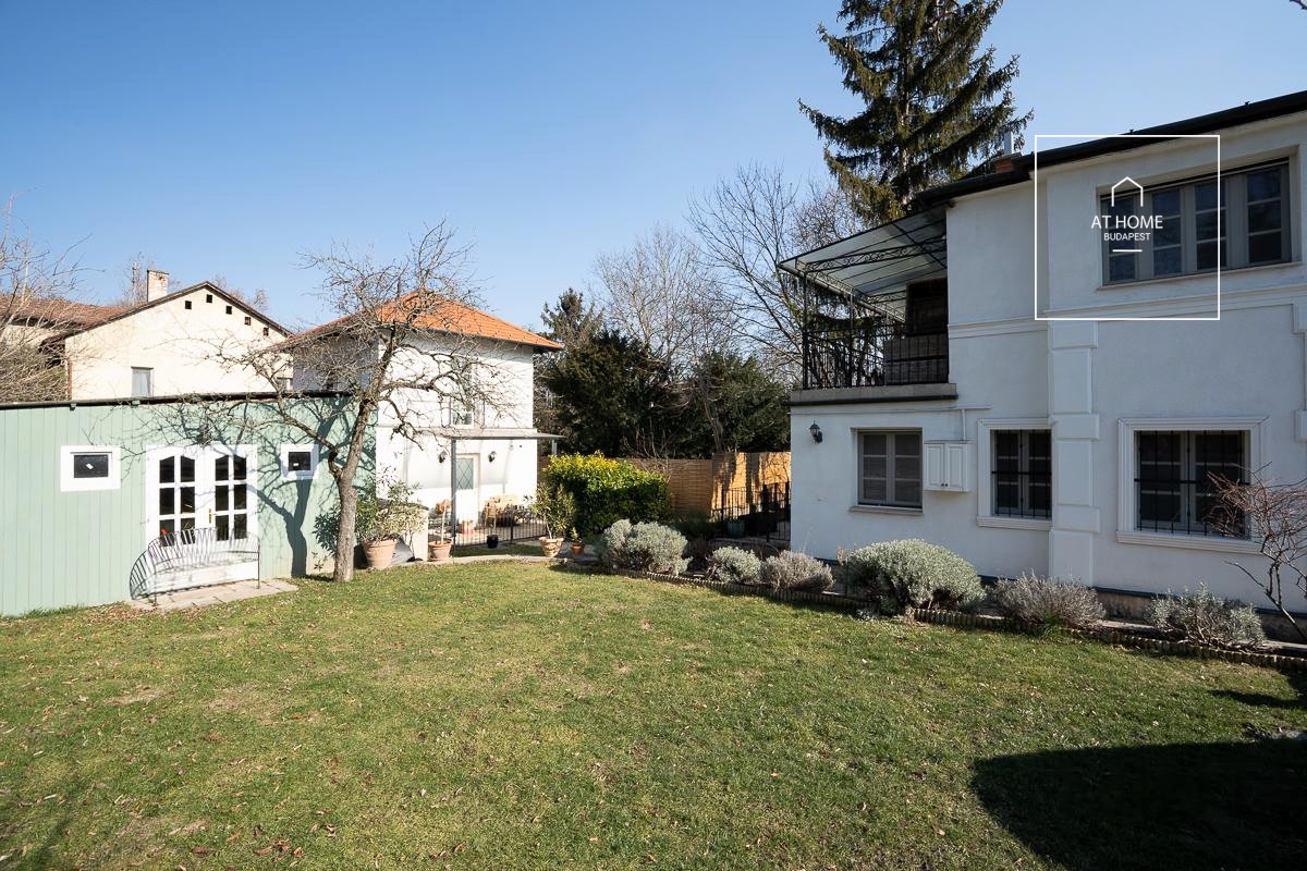 Classic-style villa with large plot in District II, Kurucles, Budapest