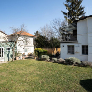 Classic-style villa with large plot in District II, Kurucles, Budapest