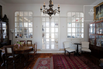 Classic-style villa with large plot in District II, Kurucles, Budapest