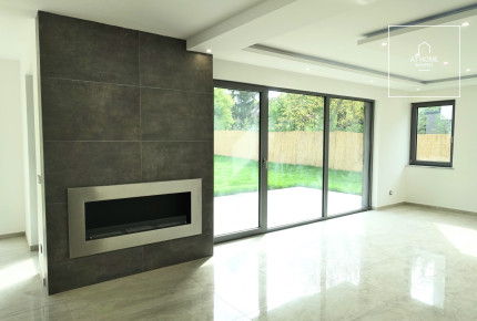 Wonderful detached house  II/A. district, Széphalom