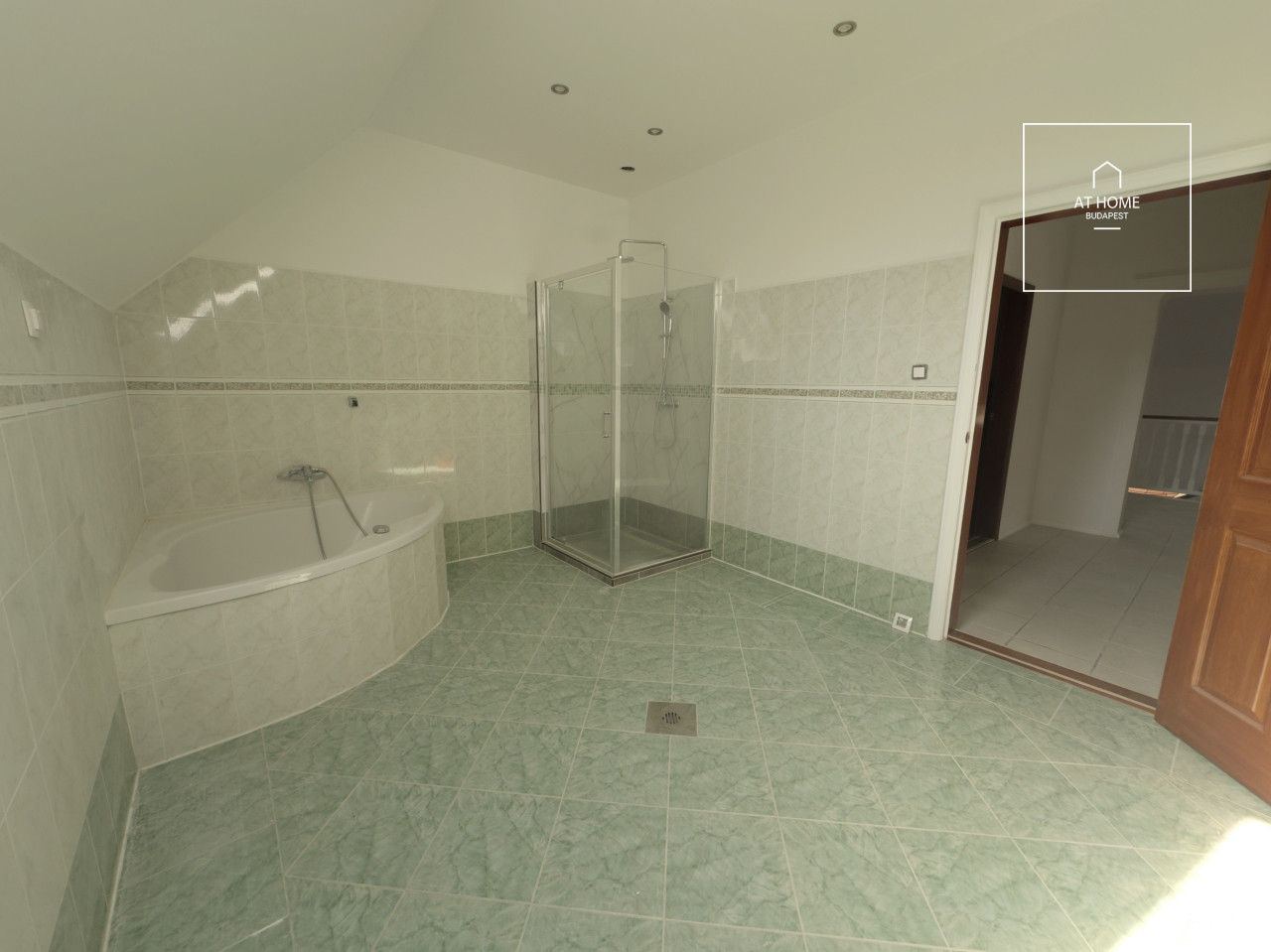 Stellar detached house for rent  II/A. district, Remetekertváros