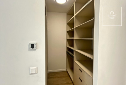 Panoramic  1-Bedroom Apartment with Danube view for rent in district IX
