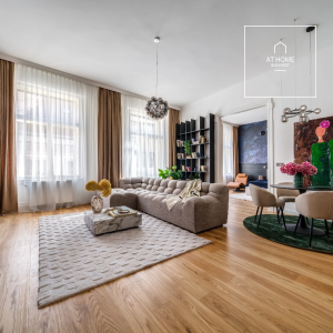 Fully renovated 96 sqm 2-bedroom apartment in District V, Belváros