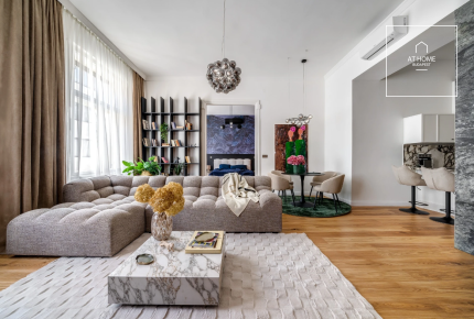 Fully renovated 96 sqm 2-bedroom apartment in District V, Belváros