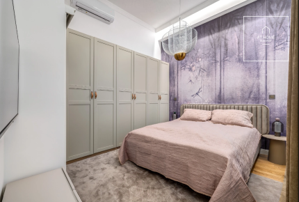 Fully renovated 96 sqm 2-bedroom apartment in District V, Belváros