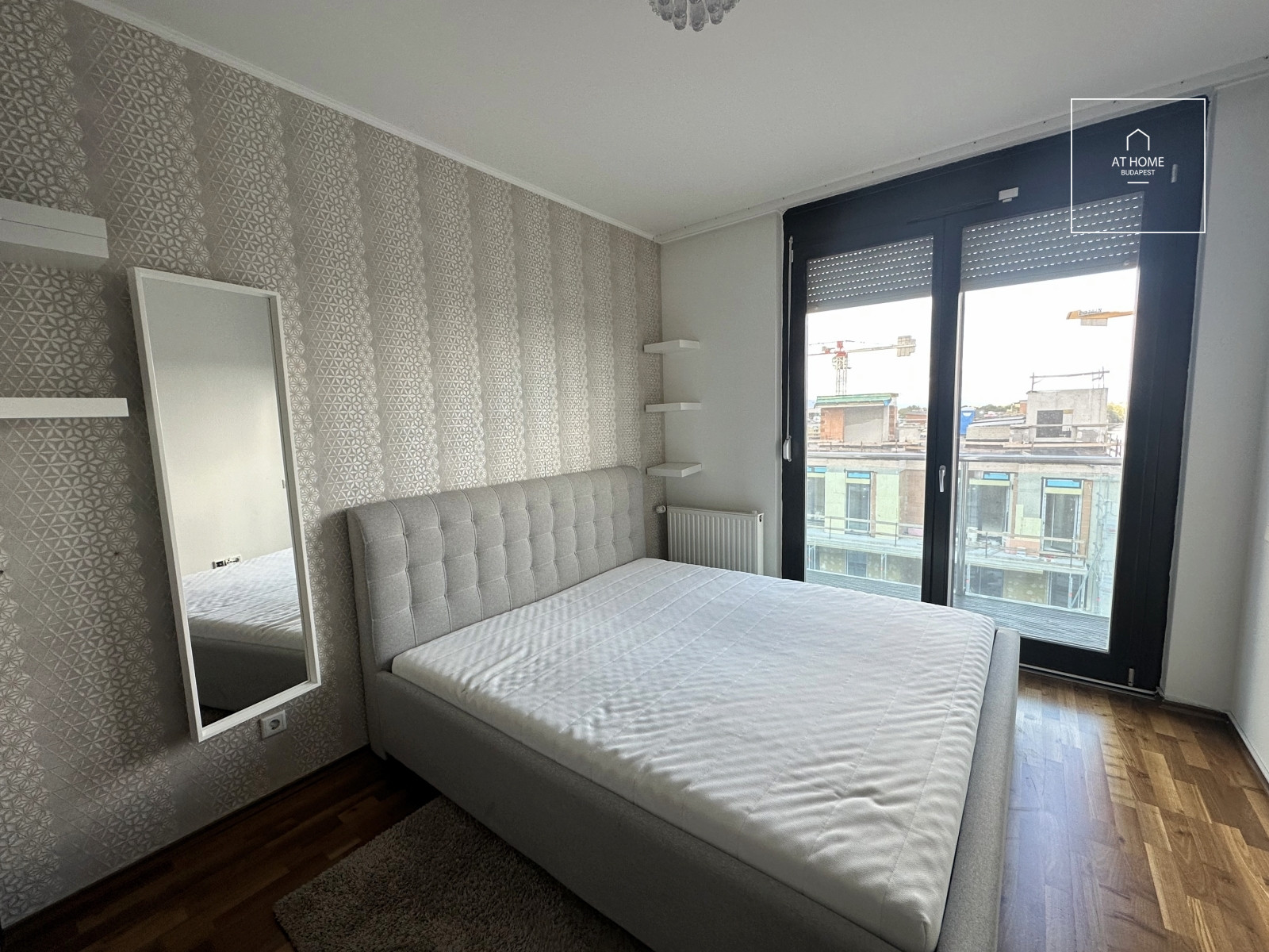 Premium two-bedroom apartment for rent in the 13th district of Budapest, Marina part.