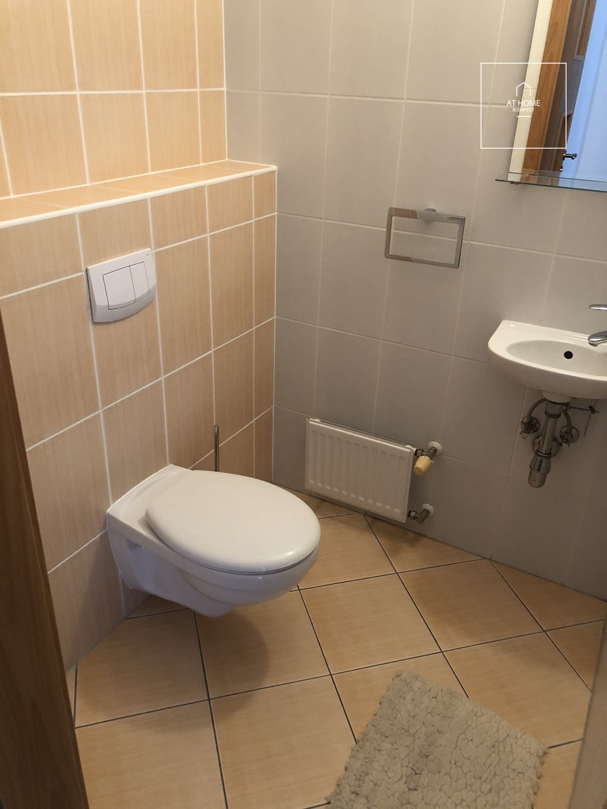 Danube-side three-bedroom apartment for rent Budapest XIII. district, Marinapart