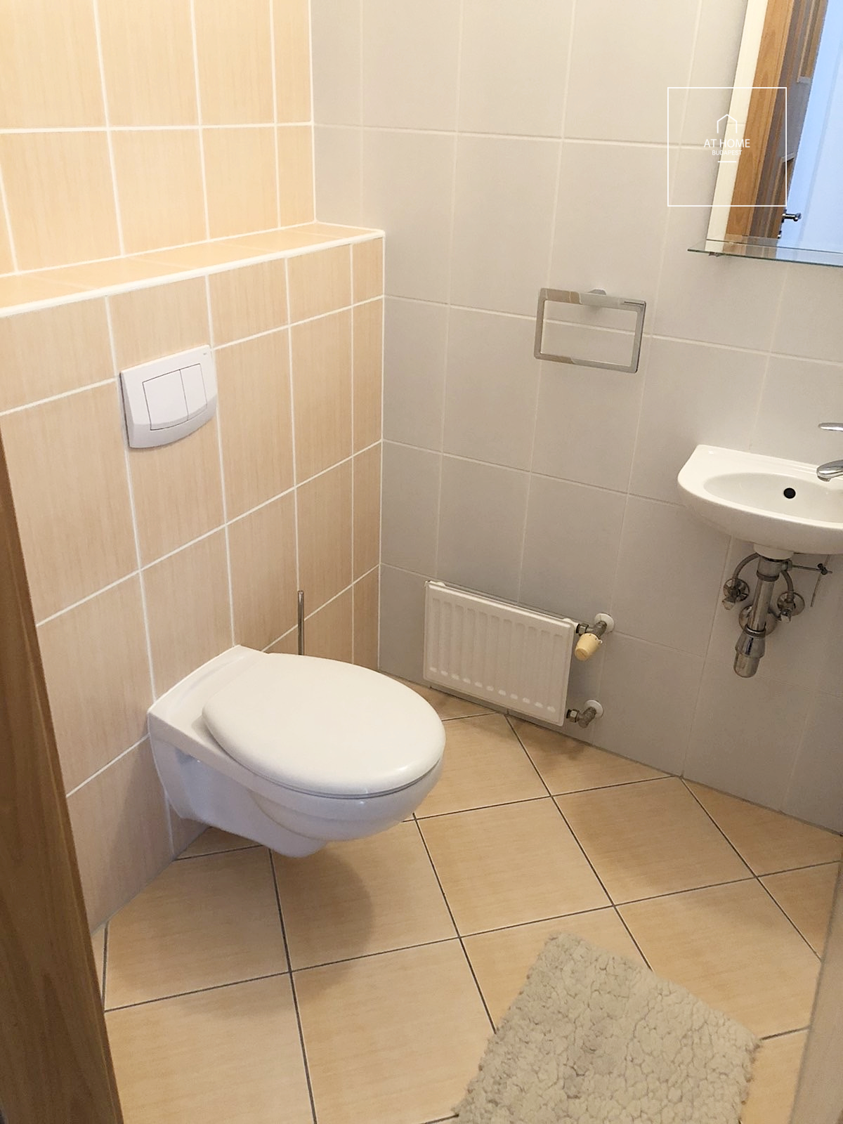 Danube-side three-bedroom apartment for rent Budapest XIII. district, Marinapart