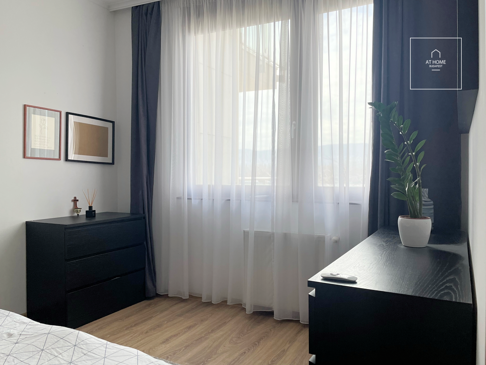 Danube-side three-bedroom apartment for rent Budapest XIII. district, Marinapart