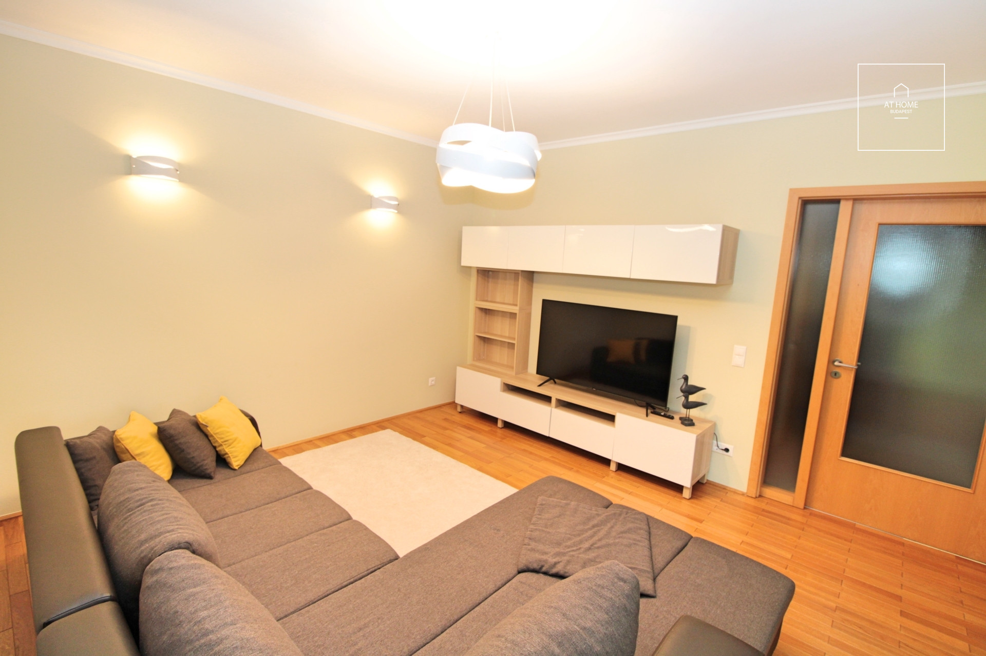 Two-bedroom apartment for rent Budapest II. district, Zöldmál