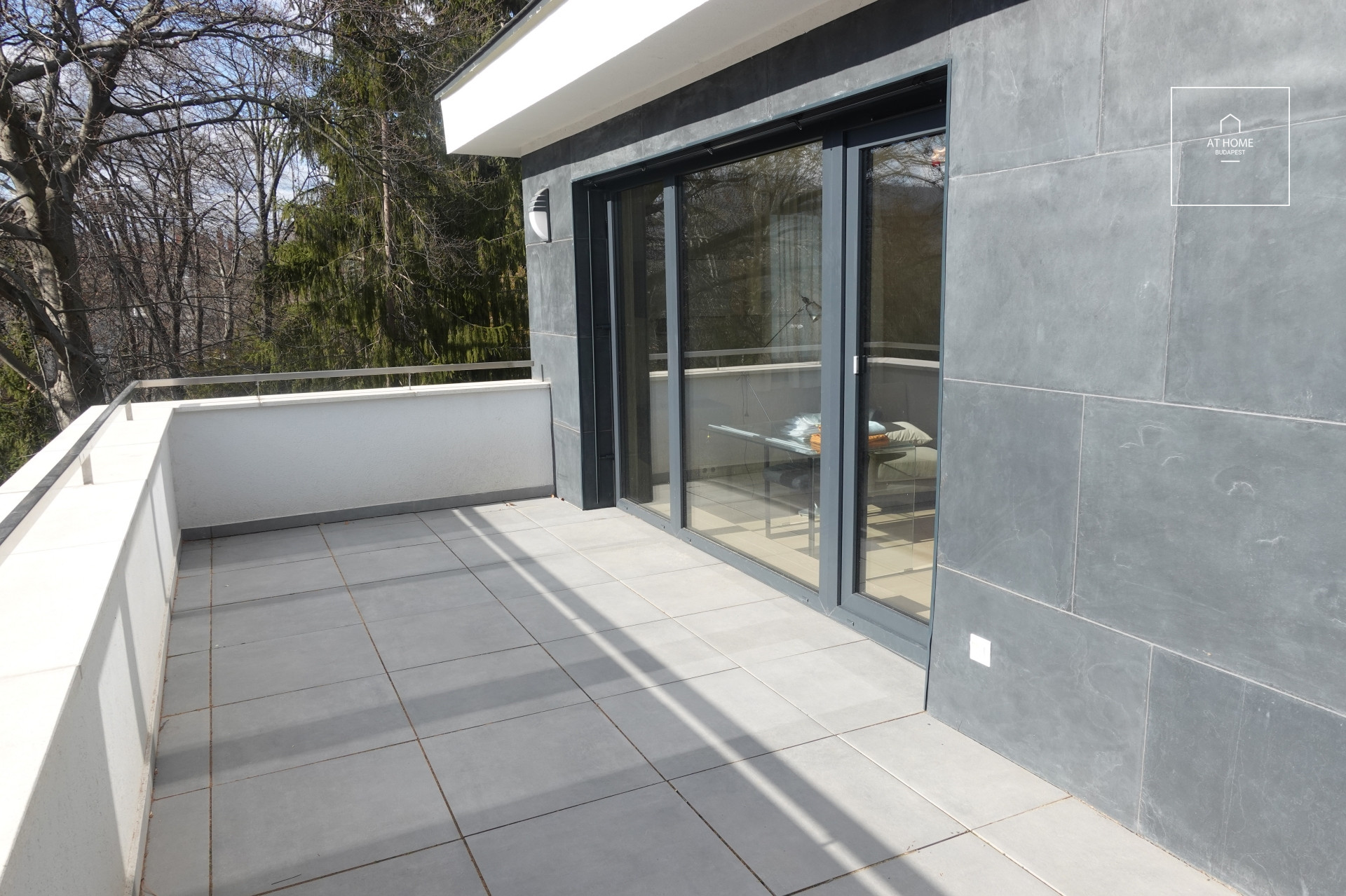 Újépítésű 2 hálószobás lakás kiadó Budapest II. kerület