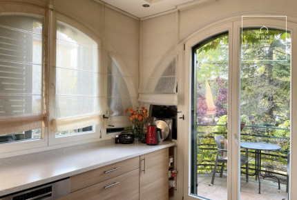 Impressive villa for sale in Budapest, district 2