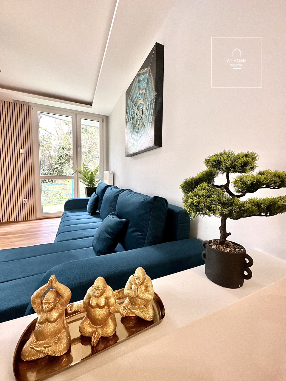 Beautifully renovated garden-connected apartment in Budapest, 2nd district, Vérhalom