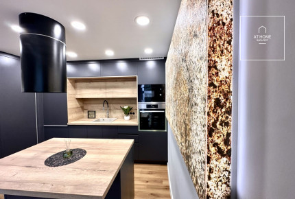 Beautifully renovated garden-connected apartment in Budapest, 2nd district, Vérhalom