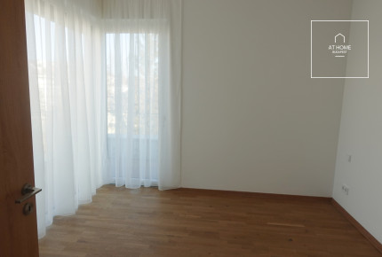Two bedroom luxury apartment for rent in the heart of Németvölgy.