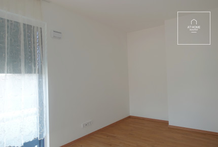 Two bedroom luxury apartment for rent in the heart of Németvölgy.