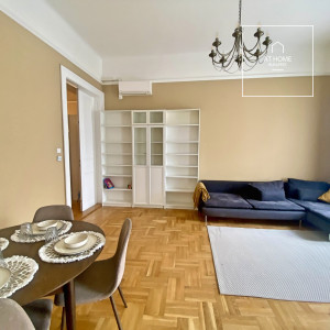 Sunny 105 sqm two-bedroom apartment in District II, Víziváros