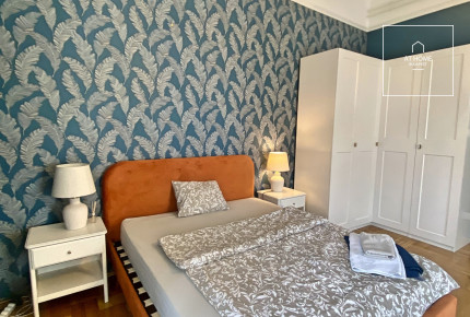 Sunny 105 sqm two-bedroom apartment in District II, Víziváros