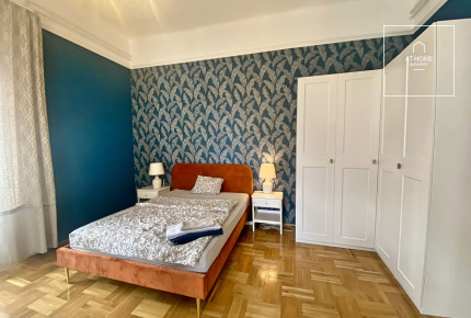 Sunny 105 sqm two-bedroom apartment in District II, Víziváros