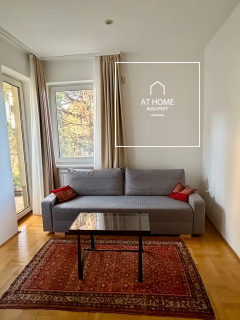 3 bedroom apartment with huge terrace and garden connecton for rent Budapest II. district, Szépilona