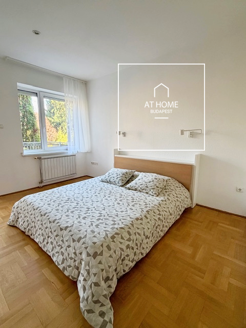 3 bedroom apartment with huge terrace and garden connecton for rent Budapest II. district, Szépilona