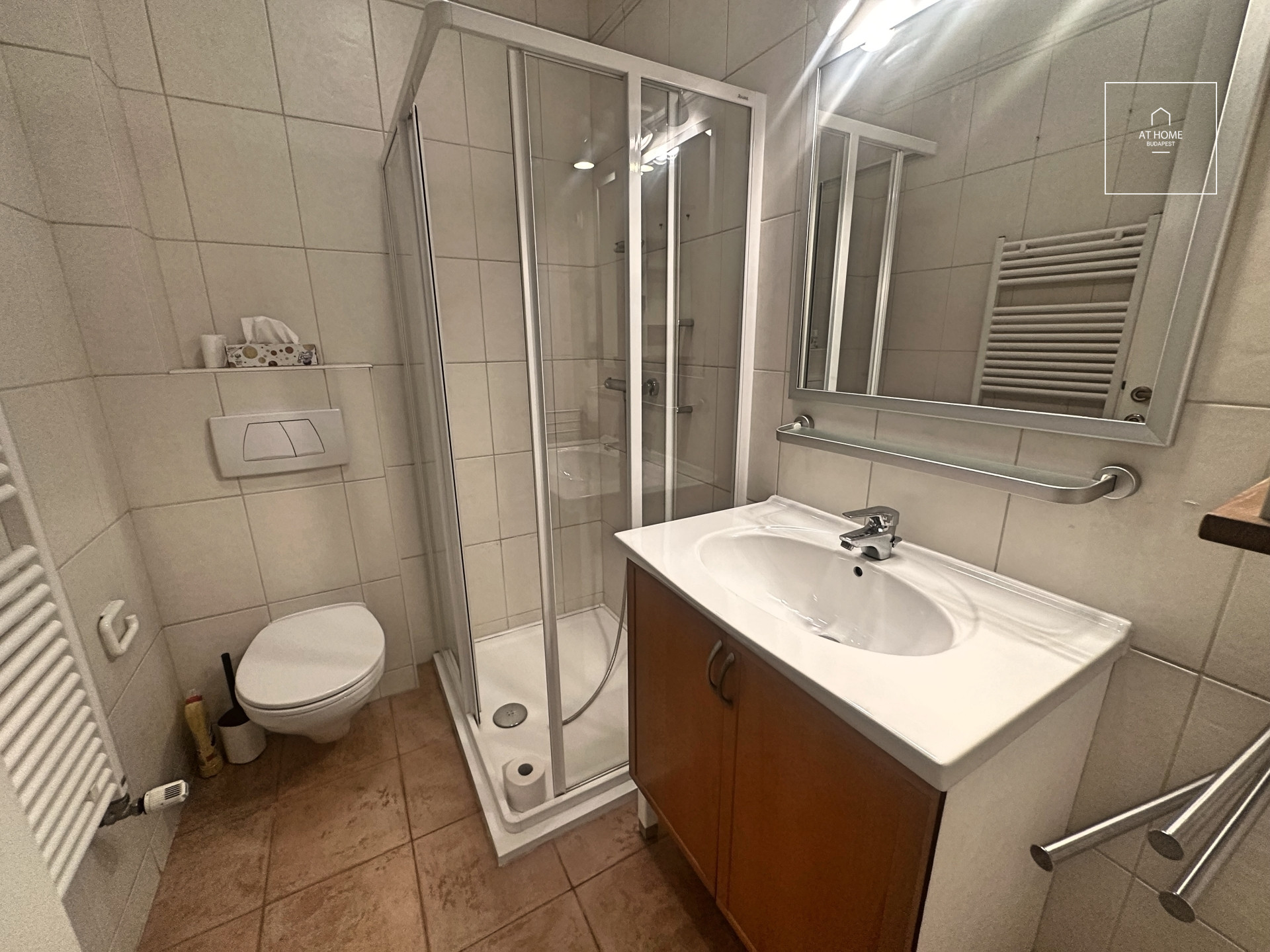 3 bedroom apartment with huge terrace and garden connecton for rent Budapest II. district, Szépilona