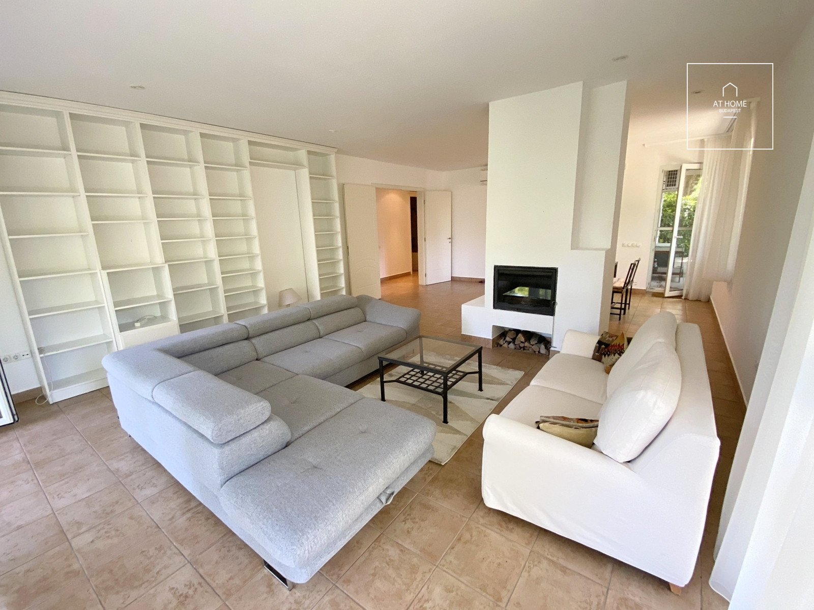 3 bedroom apartment with huge terrace and garden connecton for rent Budapest II. district, Szépilona
