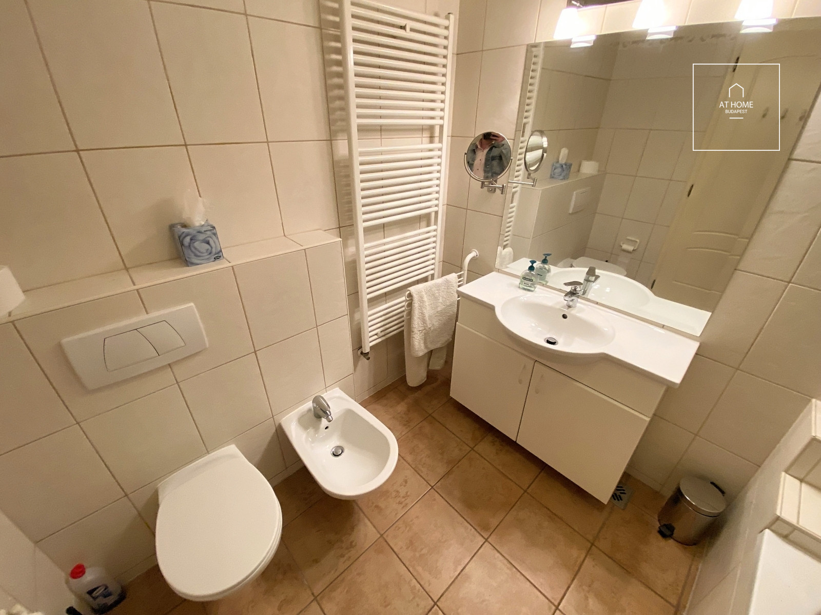 3 bedroom apartment with huge terrace and garden connecton for rent Budapest II. district, Szépilona