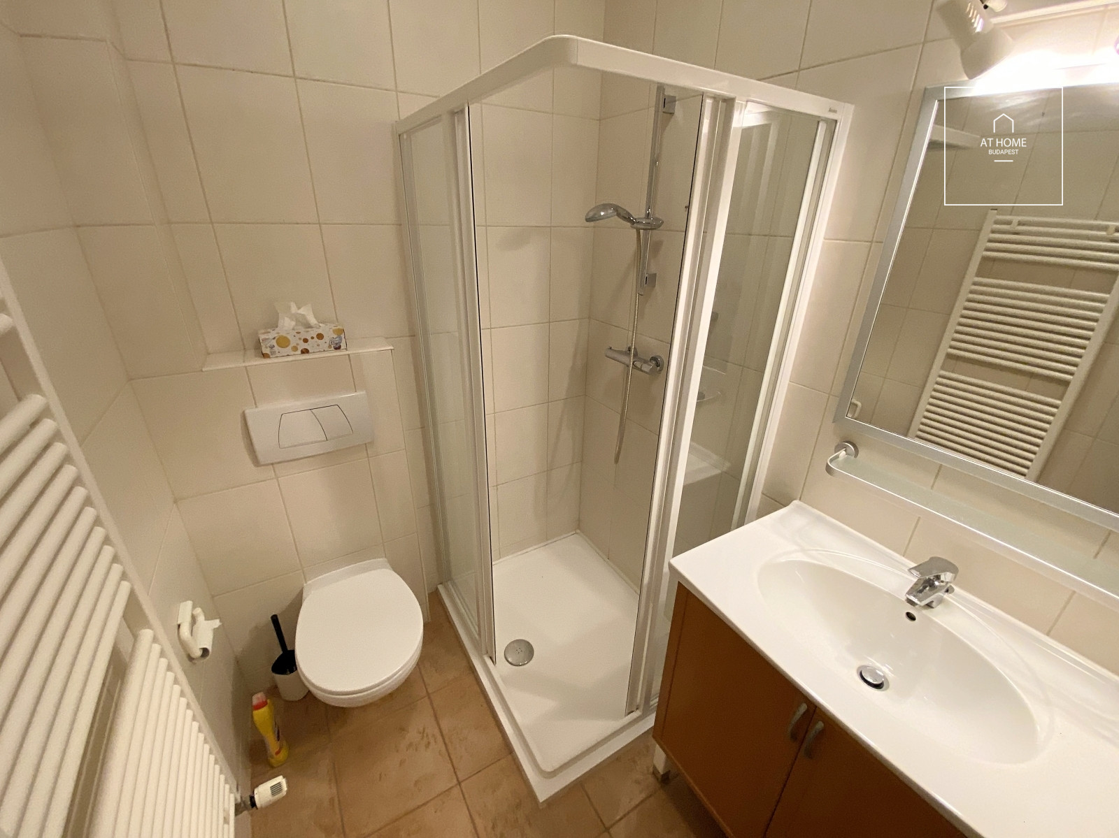 3 bedroom apartment with huge terrace and garden connecton for rent Budapest II. district, Szépilona