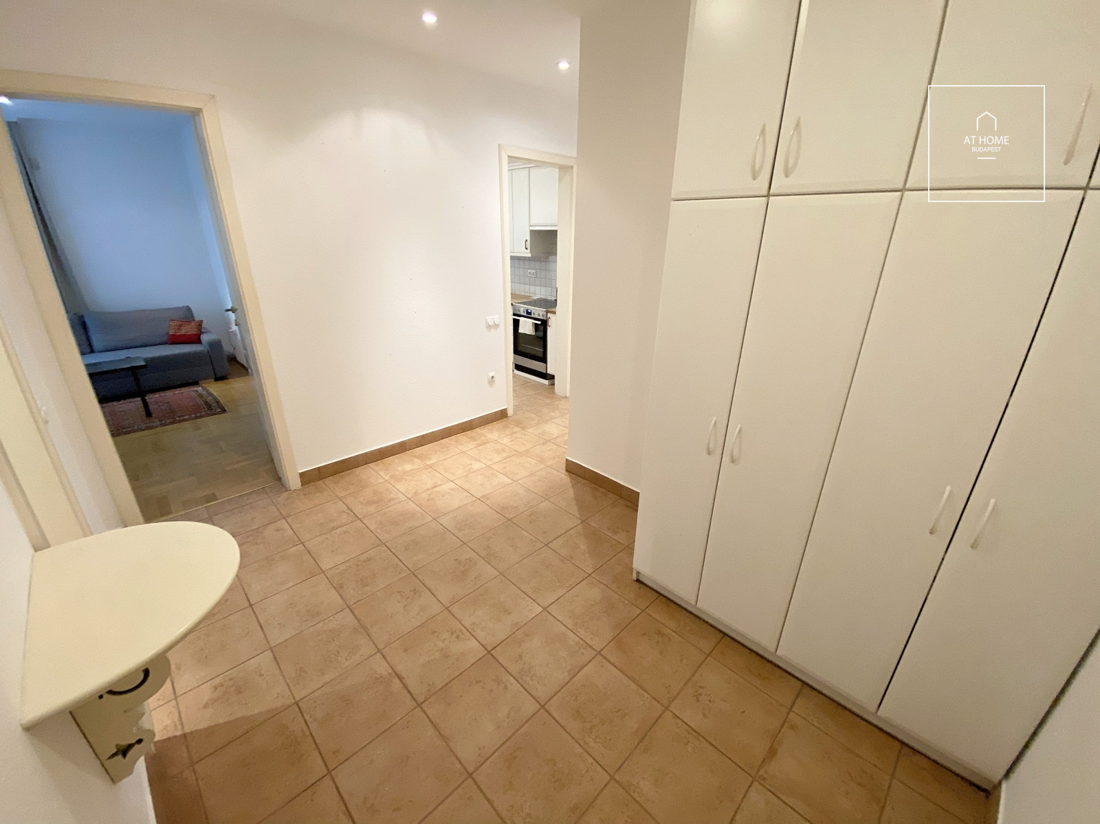 3 bedroom apartment with huge terrace and garden connecton for rent Budapest II. district, Szépilona