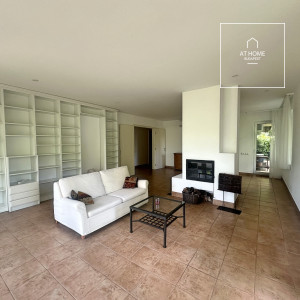 3 bedroom apartment with huge terrace and garden connecton for rent Budapest II. district, Szépilona