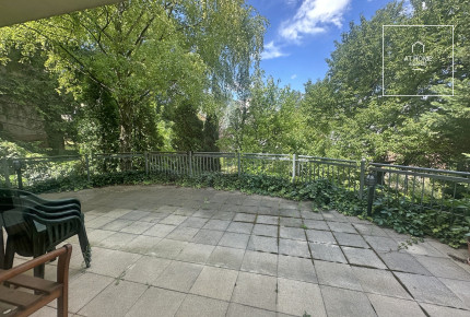 3 bedroom apartment with huge terrace and garden connecton for rent Budapest II. district, Szépilona
