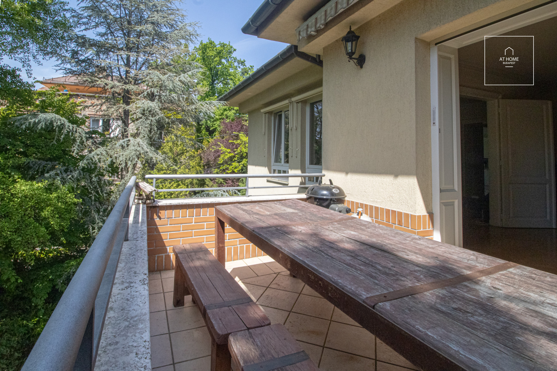 Káprázatos panorámás lakás kiadó Törökvészen